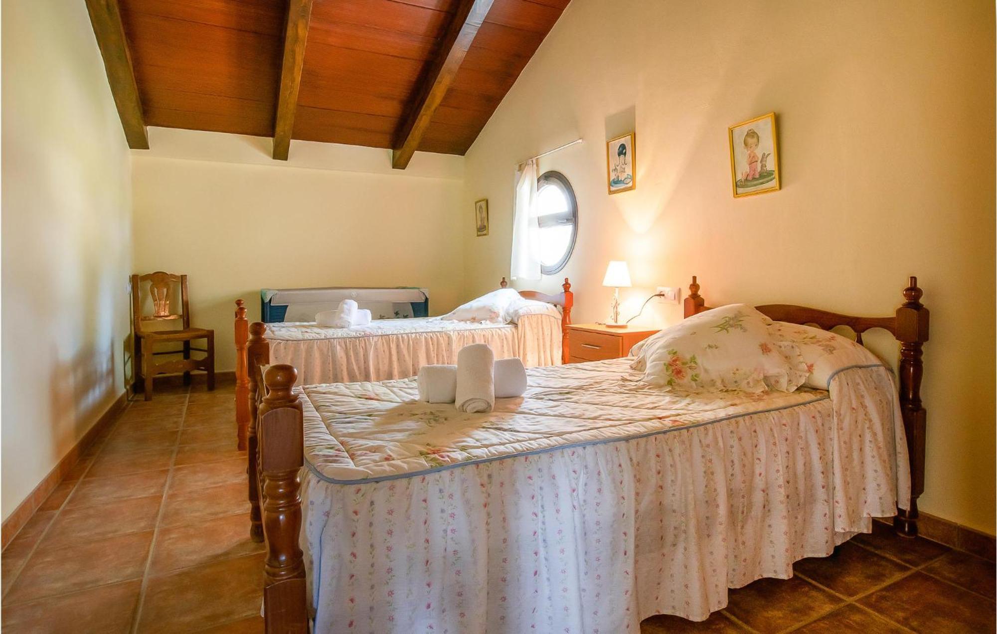 Gorgeous Home In Algodonales With Kitchen Zewnętrze zdjęcie