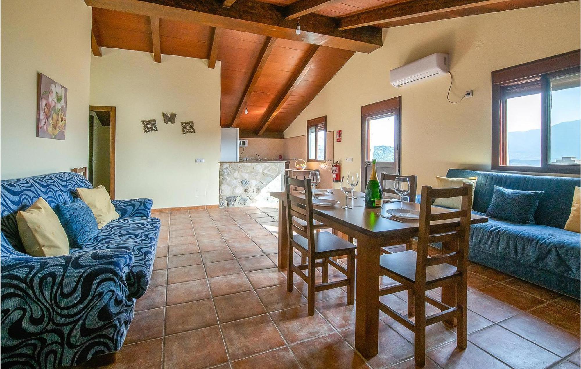 Gorgeous Home In Algodonales With Kitchen Zewnętrze zdjęcie